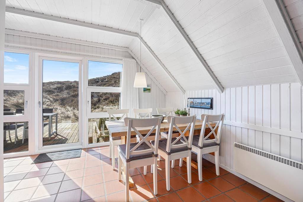 Foto 11 von 33: Idyllisch gelegenes Reetdachhaus mit Sauna und Kamin