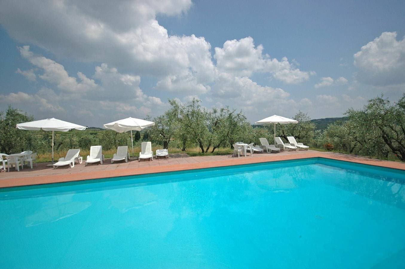 Foto 5 von 20: Ferienwohnung für 4 Personen mit Pool