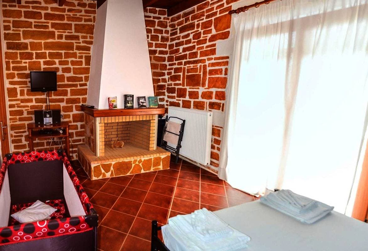 Foto 12 von 59: Ferienhaus mit Pool, großer Garten, idyllisch und ruhig, Wifi | Triopetra, Kreta