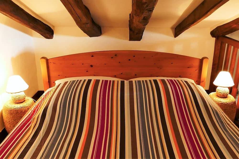 Foto 3 von 27: BaskoParadis I Öko-FeWo I Baskisches Bauernhaus I Bett180 I Terrasse I Ausblick