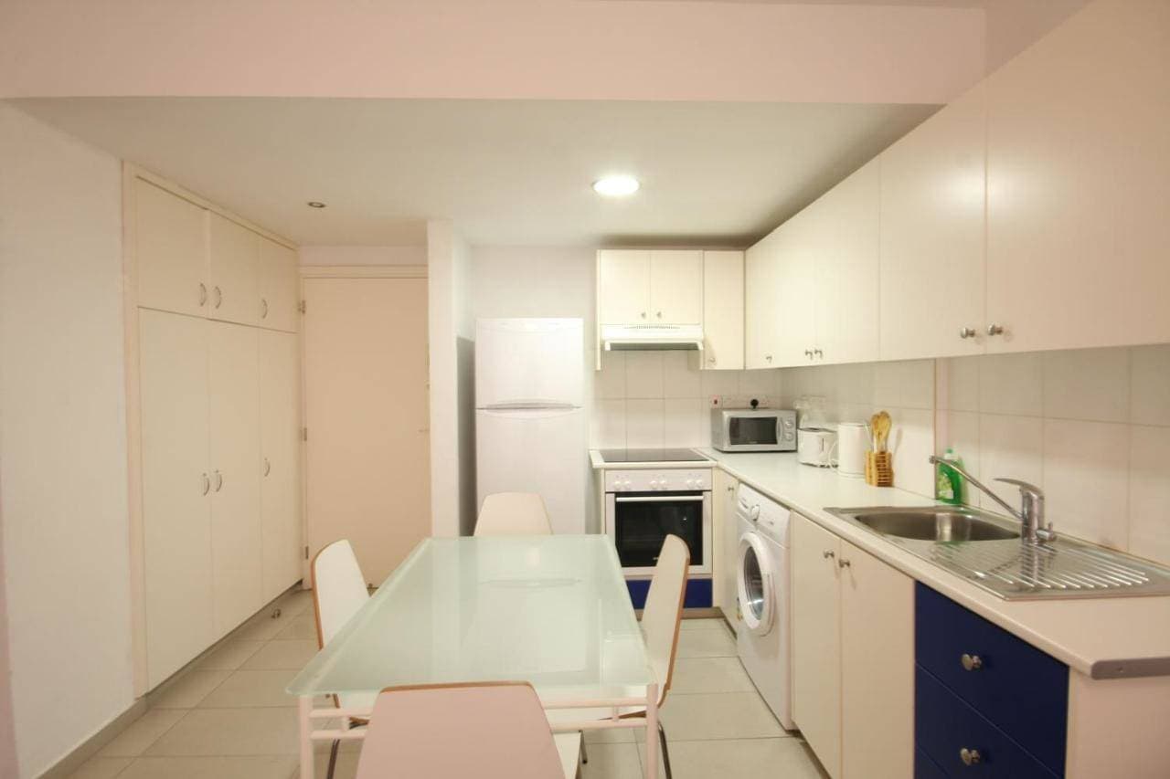 Foto 5 von 34: Ferienwohnung für 4 Personen mit Terrasse