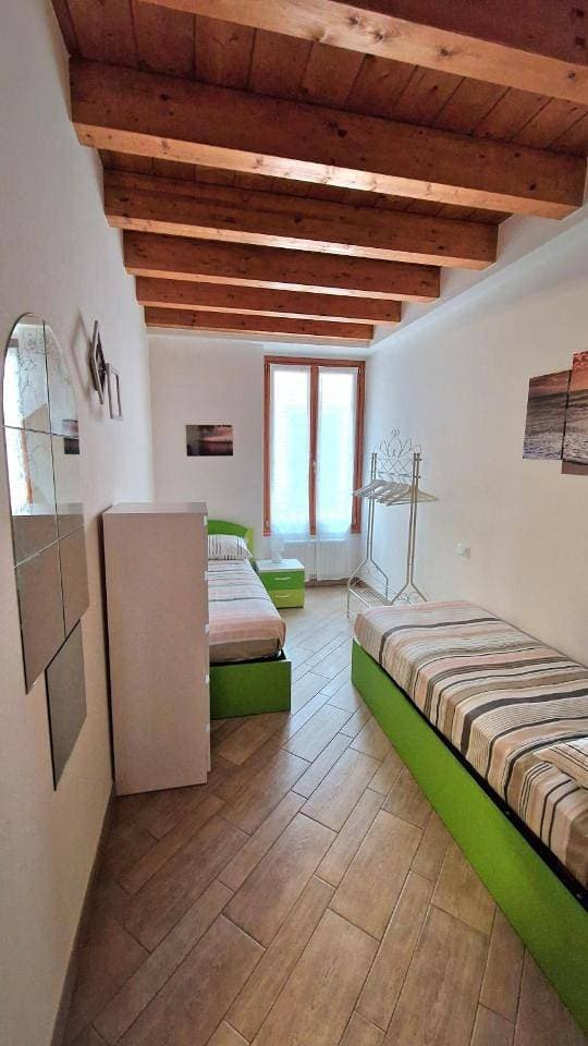 Foto 9 von 64: Two-Bedroom Apartment