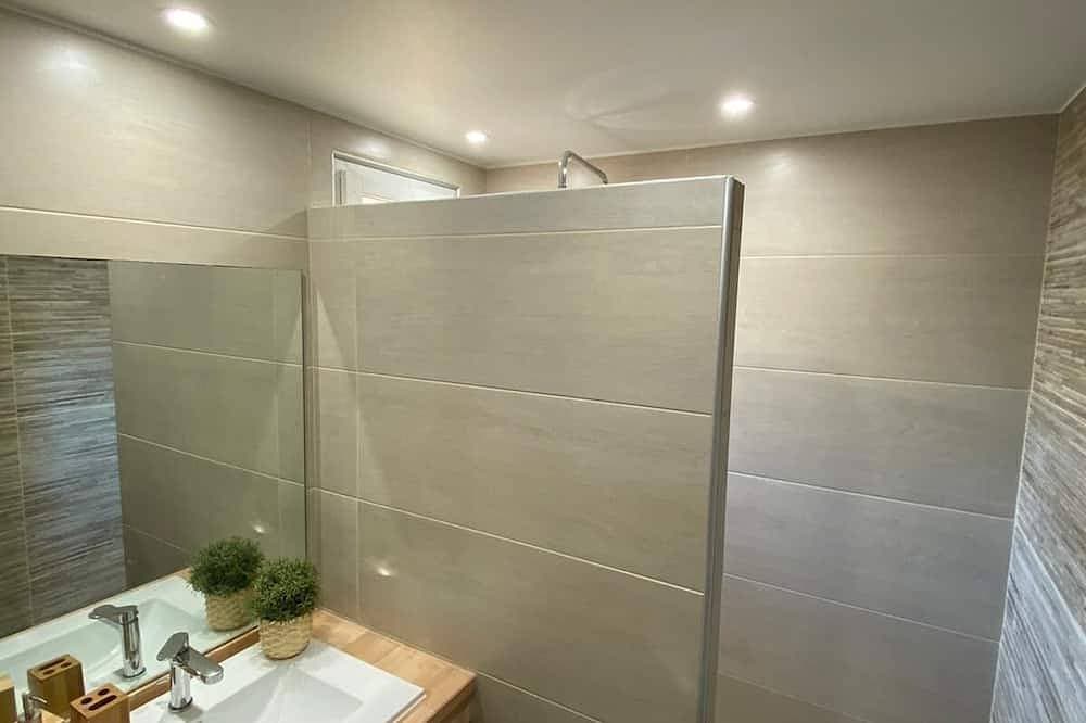 Foto 3 von 16: Haus mit Meerblick, Pool, Garten und Tennis - für 4 Personen