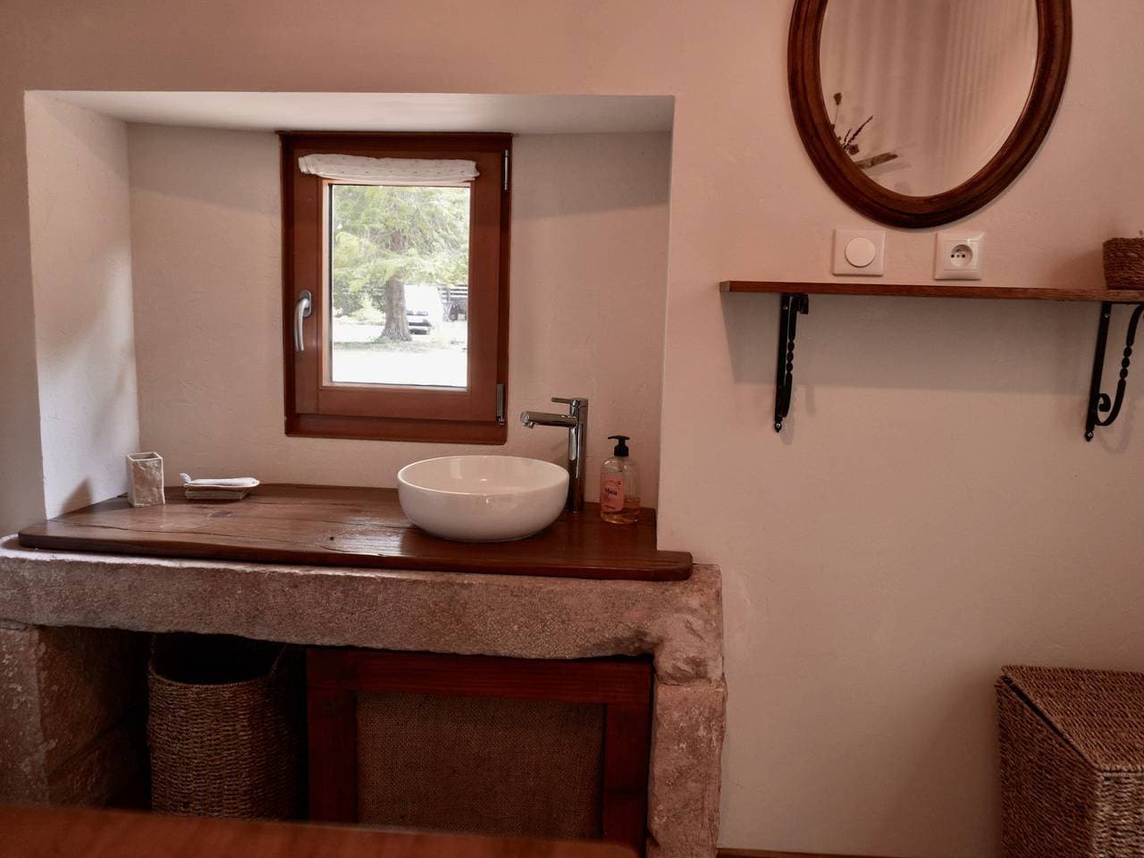 Foto 4 von 15: Bulle de campagne: Gästezimmer mit gemeinsamem Garten