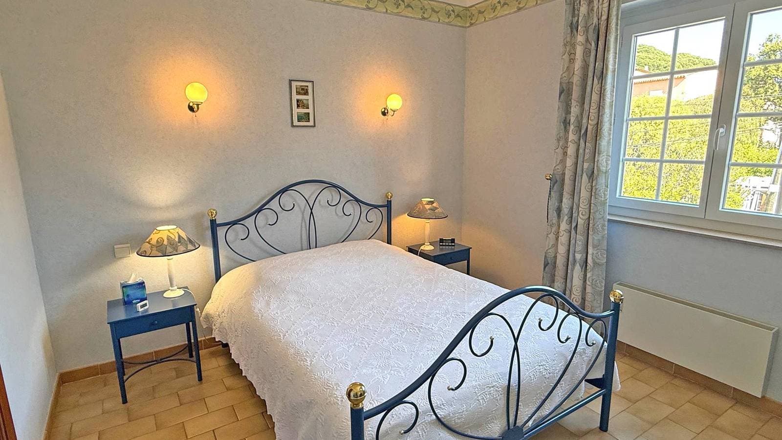 Foto 8 von 12: Ferienwohnung für 4 Personen mit Terrasse