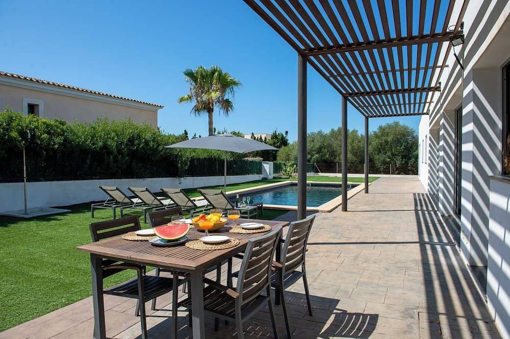 Luxury villa by the sea Minimum 32 days 1