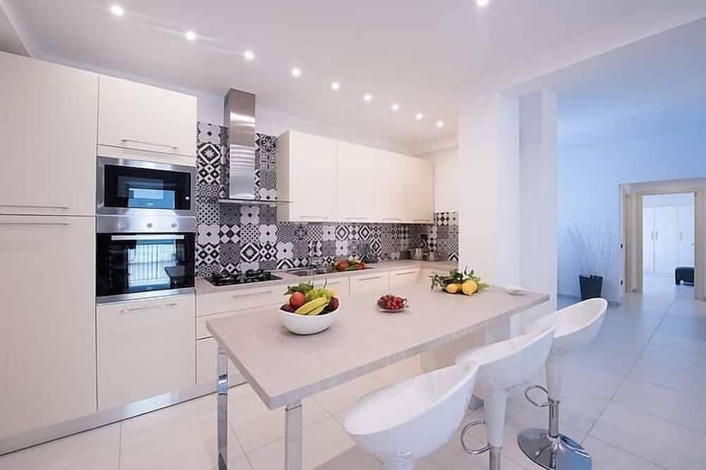 Foto 11 von 14: Modern Apartment close to the Beach - Corso 4 by Amalfivacation.It