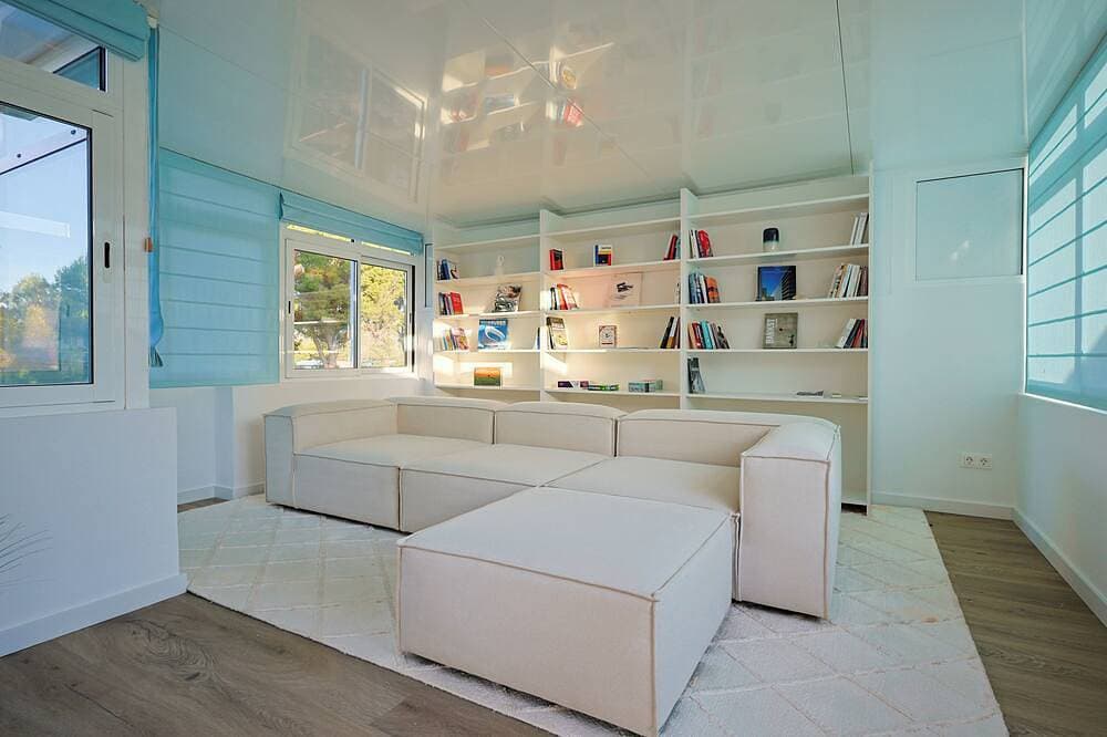 Foto 7 von 19: Luxusvilla in Santa Ponsa – Privater Pool, Terrasse und strandnah
