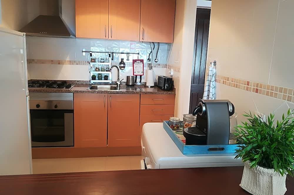 Foto 12 von 19: Apartment mit Terrasse mit Meerblick - 2 Minuten vom Strand entfernt