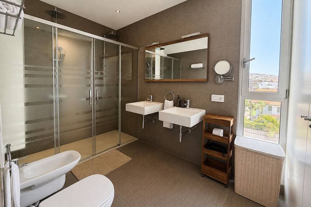 Foto 8 von 30: Fabelhafte Villa mit Pool in toller Lage!