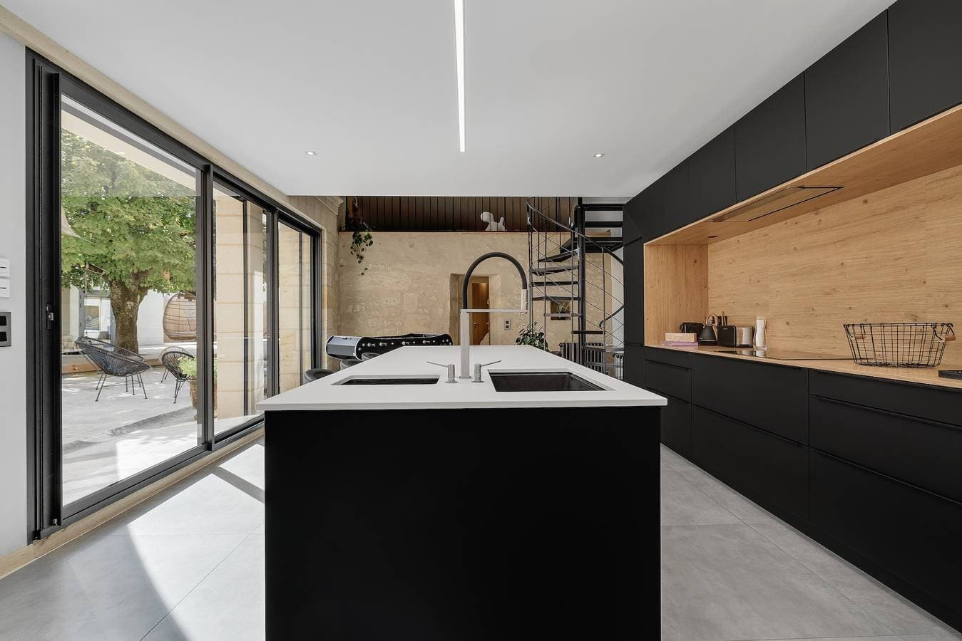 Foto 6 von 35: Villa „Piscine Balnéo Saint Emilion“ mit privatem Pool, WLAN und Klimaanlage