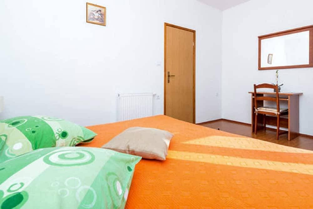 Foto 4 von 17: Guest House Fontana - Standard Apartment mit 1 Schlafzimmer, Balkon und Meerblick