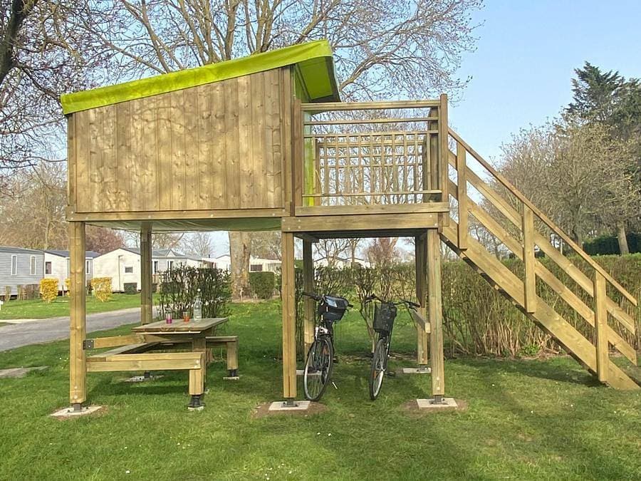 Foto 5 von 28: Flower Camping Le Rompval - Unterkunft 2 personen - Camp Etoile 4m² - speziell für Wanderer / Radfahrer