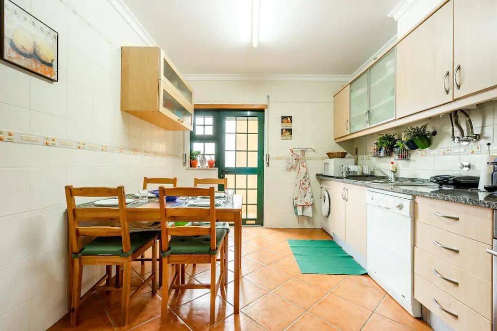 Foto 4 von 24: Three-Bedroom Apartment