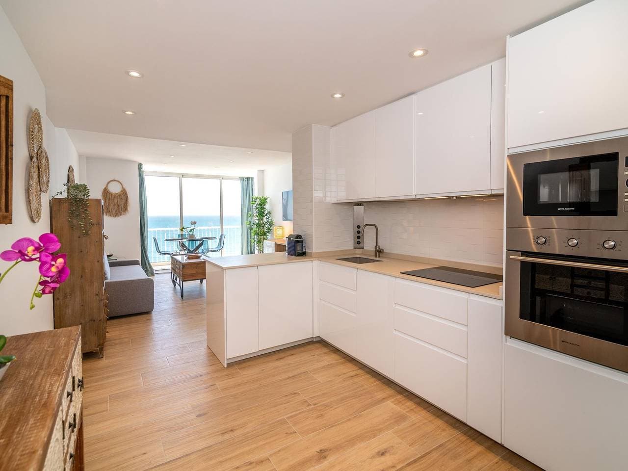Foto 3 von 26: Ferienwohnung für 4 Personen mit Balkon/Terrasse