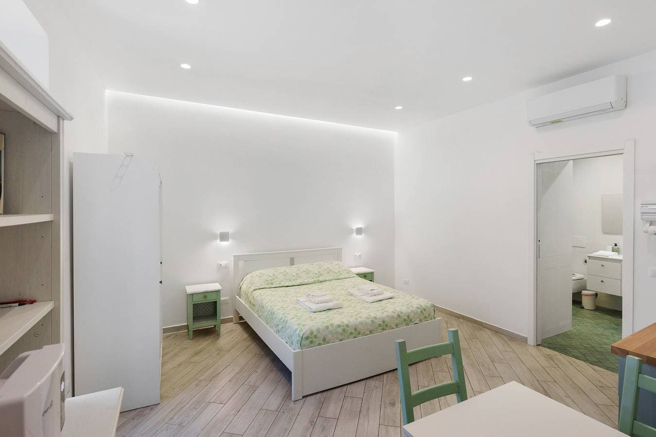 Foto 13 von 18: Ferienhaus 'Domus Mediterranea' mit WLAN und Klimaanlage