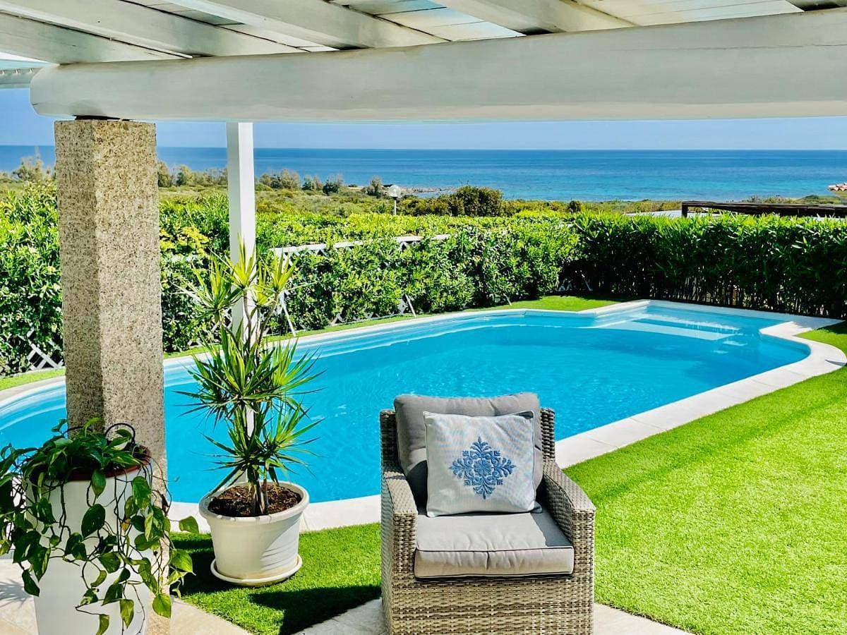 Foto 4 von 71: Villa with Private Pool