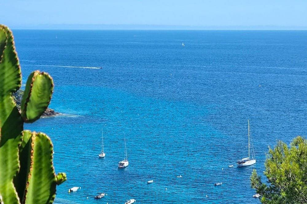 Foto 12 von 30: Côte d’Azur: Charmantes Ferienhaus in Le Rayol mit traumhaftem Ausblick