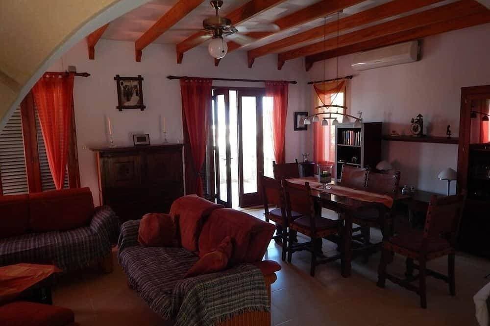 Foto 7 von 30: Villa an 2 schönen Buchten mit Strand ganzjährig beheizter Pool, ideal f. Kinder