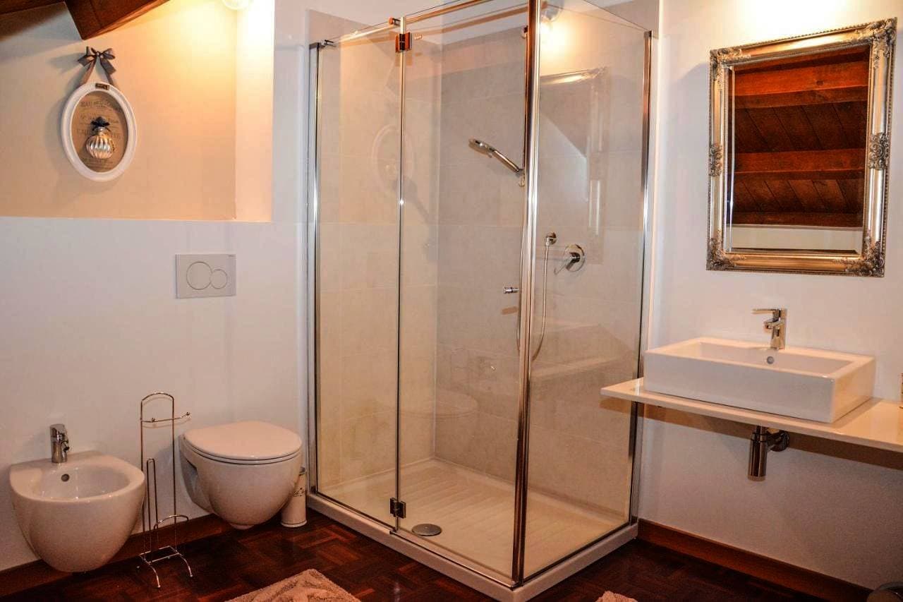 Foto 4 von 9: Large Double Room
