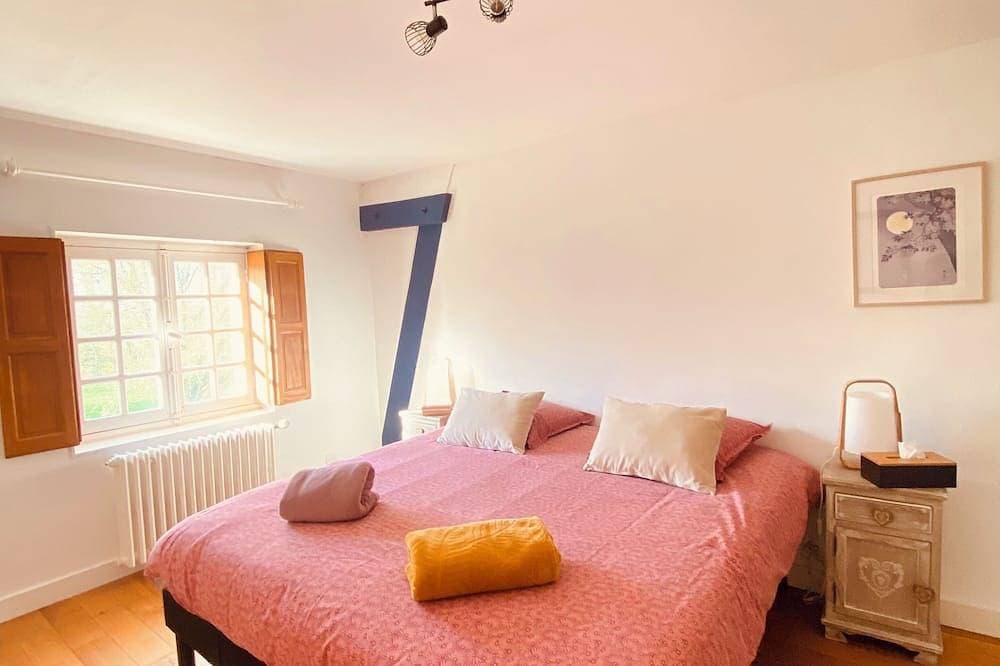 Foto 2 von 30: Domaine La Balanderie, sleeps up to 20 ( Terrace, large park, beach 1.5km away )