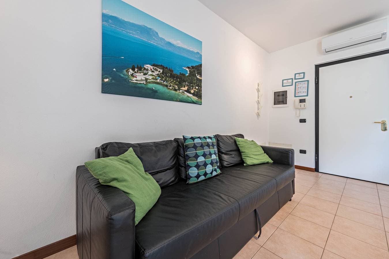 Foto 10 von 23: Ferienwohnung 'Villa Bornico Marisa' mit Seeblick, WLAN und Klimaanlage