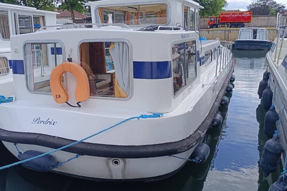 Foto 13 von 18: Vintage Hausboot auf dem Wasser - 6 Pers.