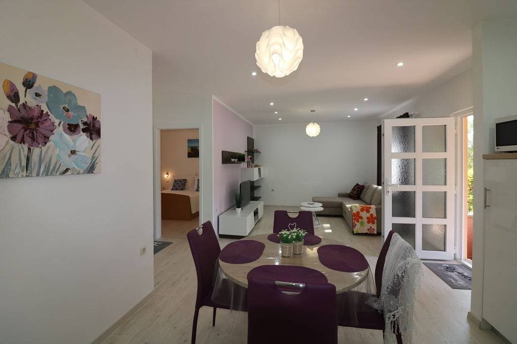 Foto 9 von 46: Ferienhaus in Poreč mit Terrasse, Klimaanlage, W-Lan, Spülmaschine (4400-7)