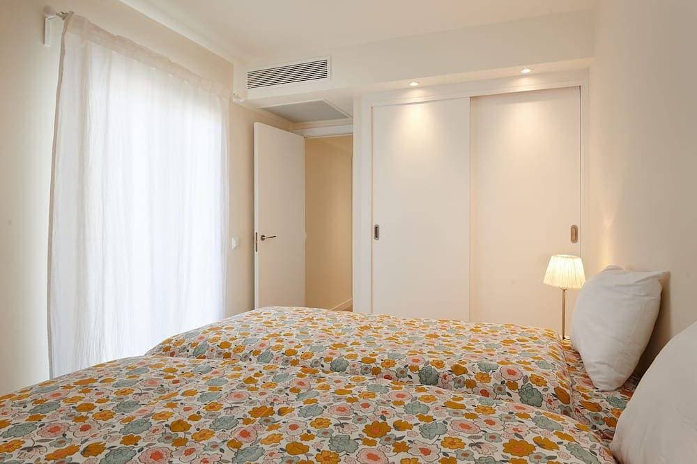 Foto 2 von 23: Mod.Fewo im Sa Maniga/ 4Etage, Lift, am Strand, 2Sz,2 Balkone, Meerblick,Wifi