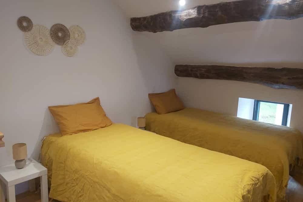 Foto 3 von 14: Le P'tit Pelet, a house in the heart of the rocks