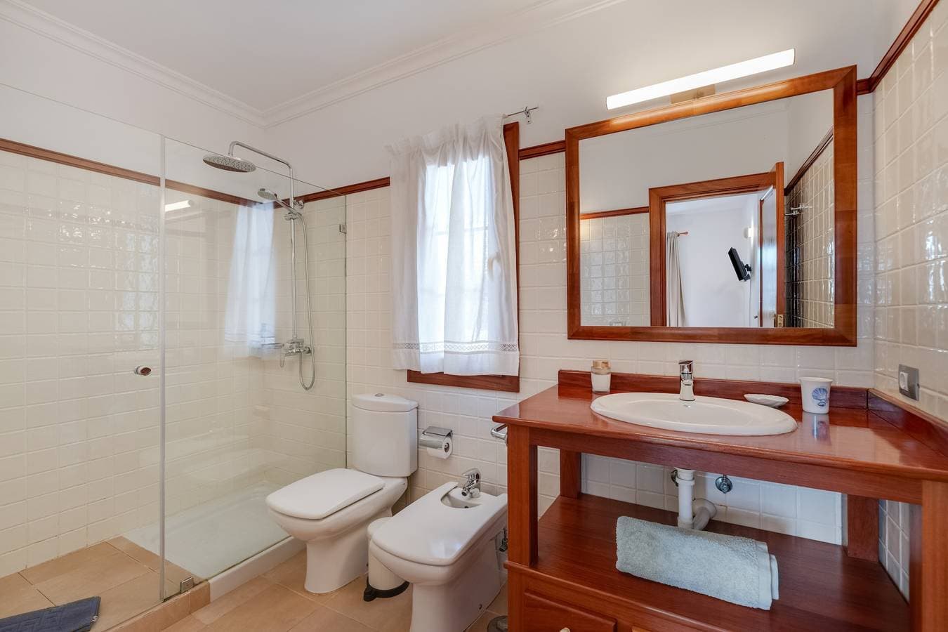 Foto 13 von 30: Ferienvilla 'Turqué' mit Meerblick, privatem Pool und WLAN