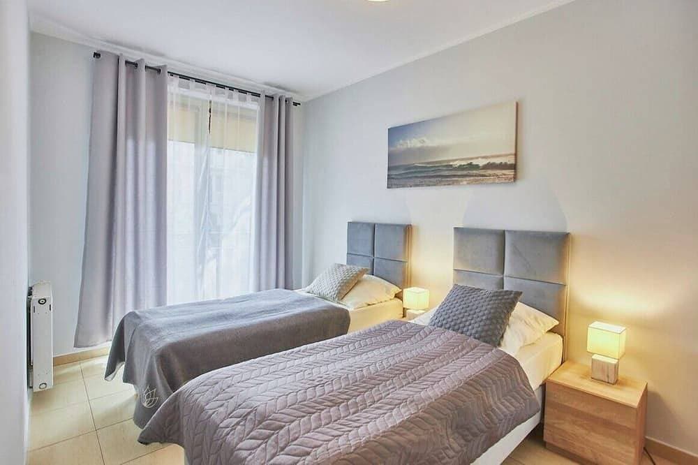 Foto 3 von 26: 2 Zimmer Apartment | 500m zum Strand, großer Balkon am Waldrand gelegen