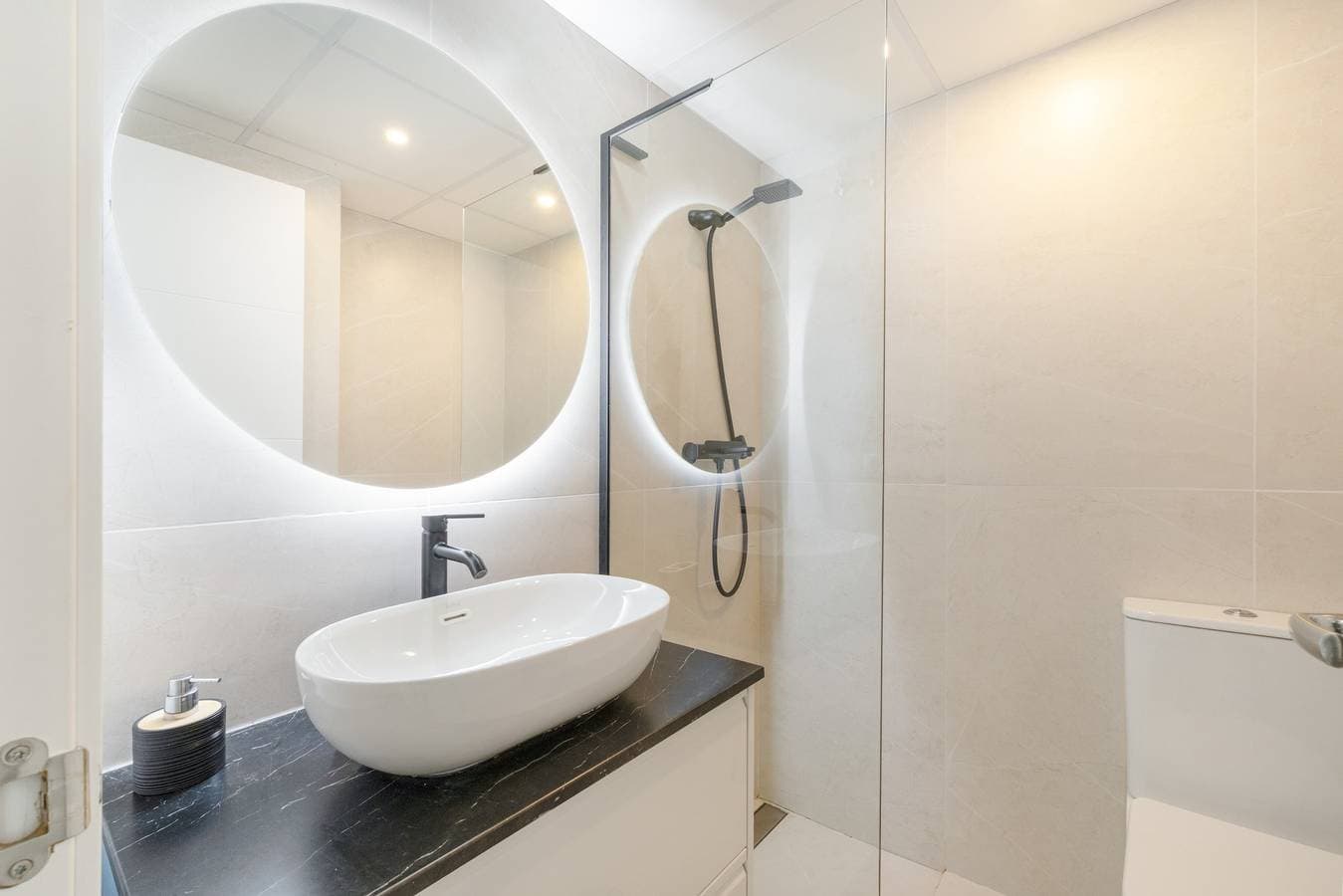 Foto 13 von 35: Sea Side Purísima – Modernes Apartment direkt am Meer mit Panoramablick