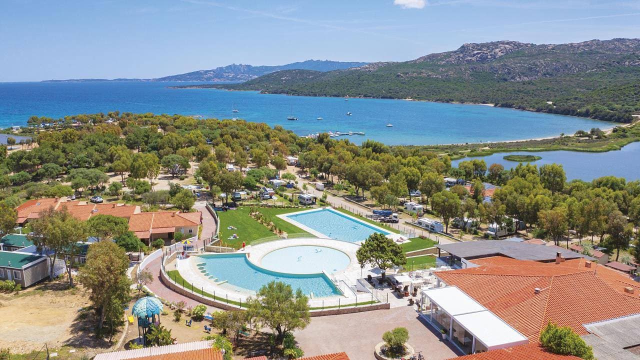 Foto 12 von 35: Camping Village Capo d'Orso Baia Lux für 5 Personen