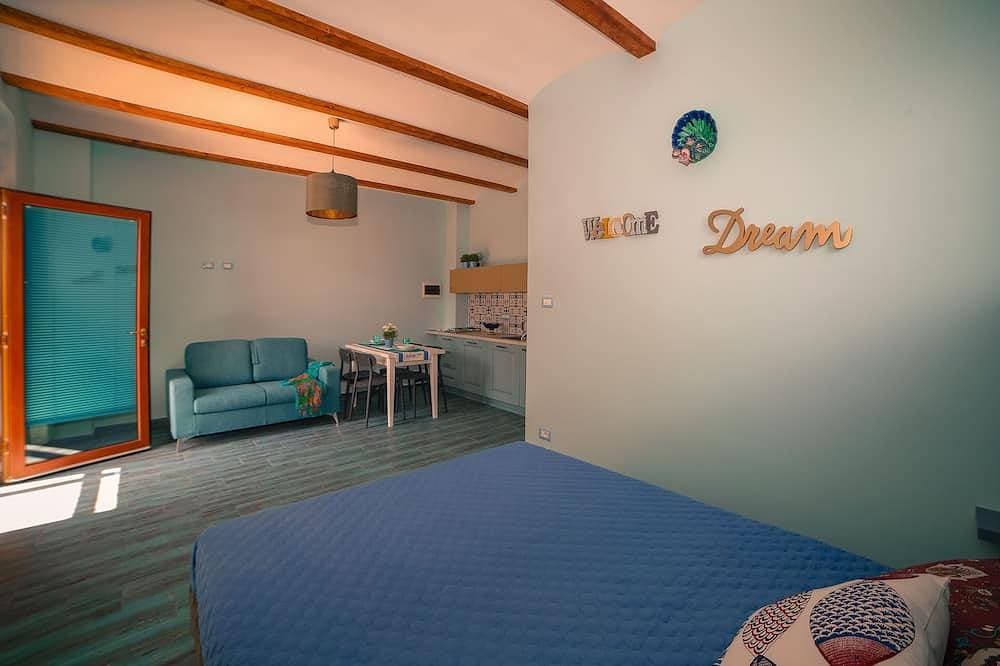 Foto 4 von 17: Luisella studio apartment: sleeping in a scenic lemon grove on the Amalfi Coast!