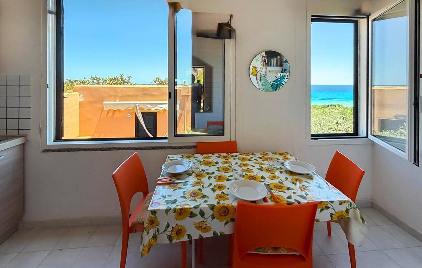 Foto 2 von 14: Gemütliche Wohnung am Meer mit Meerblick, Terrasse und Parkplatz in der Nähe von Costa Rei