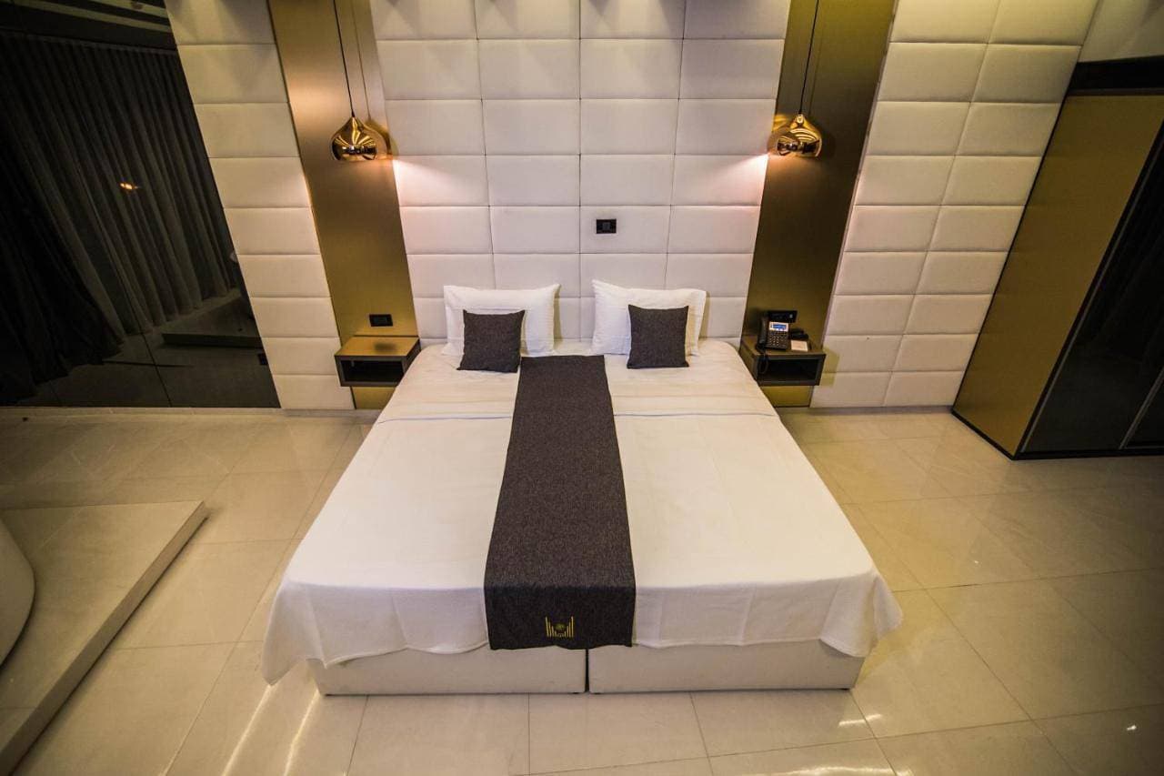 Foto 12 von 15: Deluxe Suite with Spa Bath