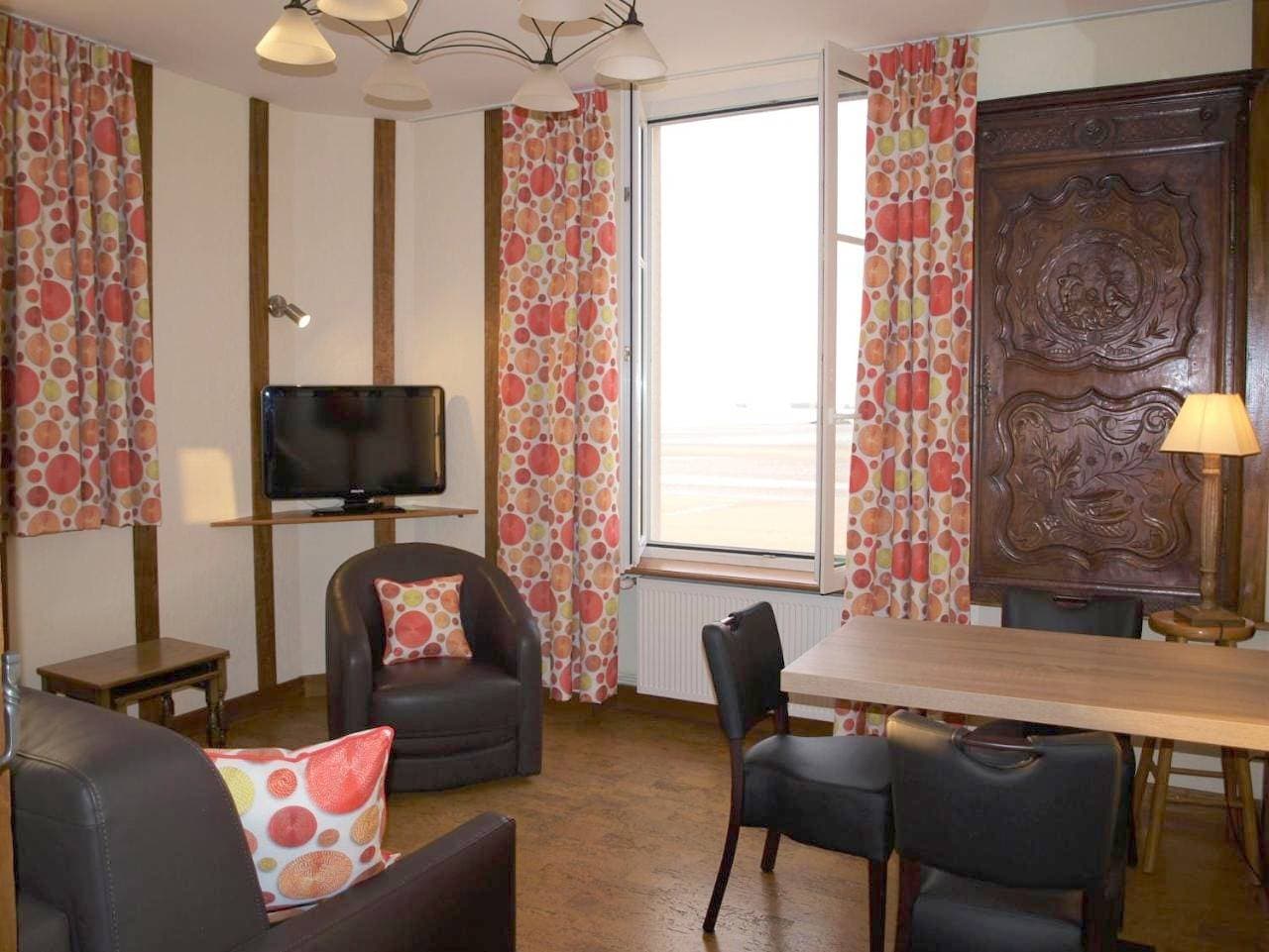 Foto 5 von 17: Apartment with Sea View