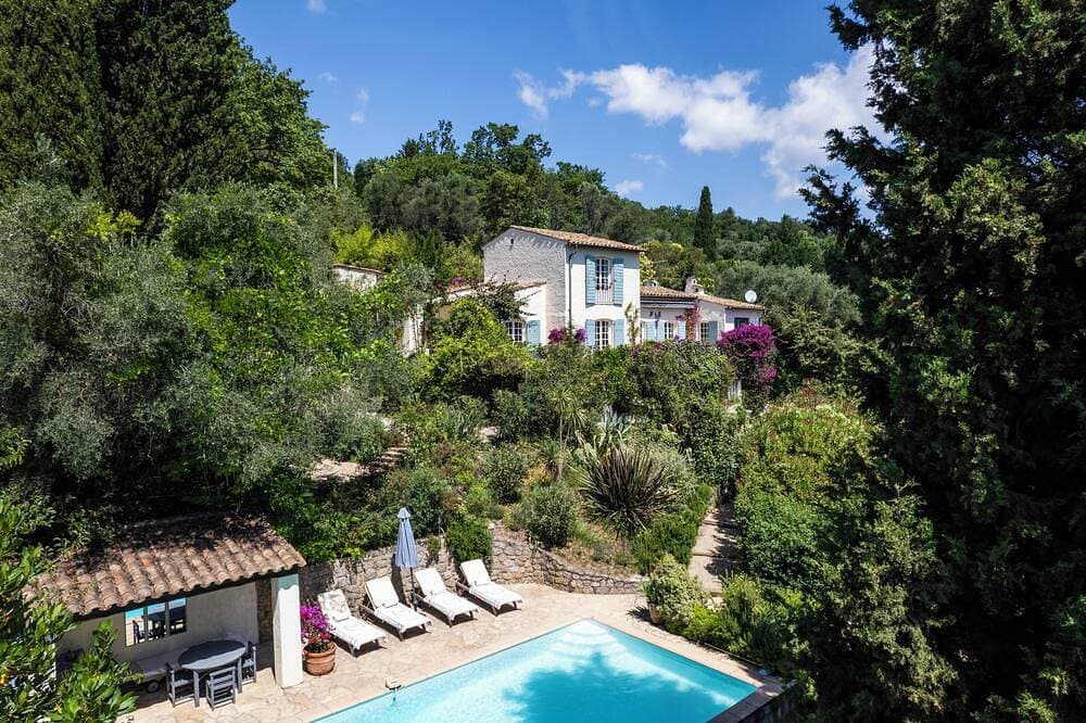 Stunning hilltop villa with private pool. 1