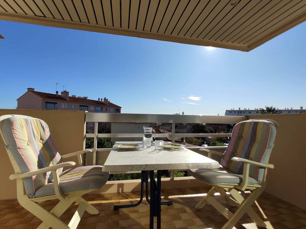 Foto 8 von 13: Studio avec Terrasse et Parking, Plages à 250m, Antibes