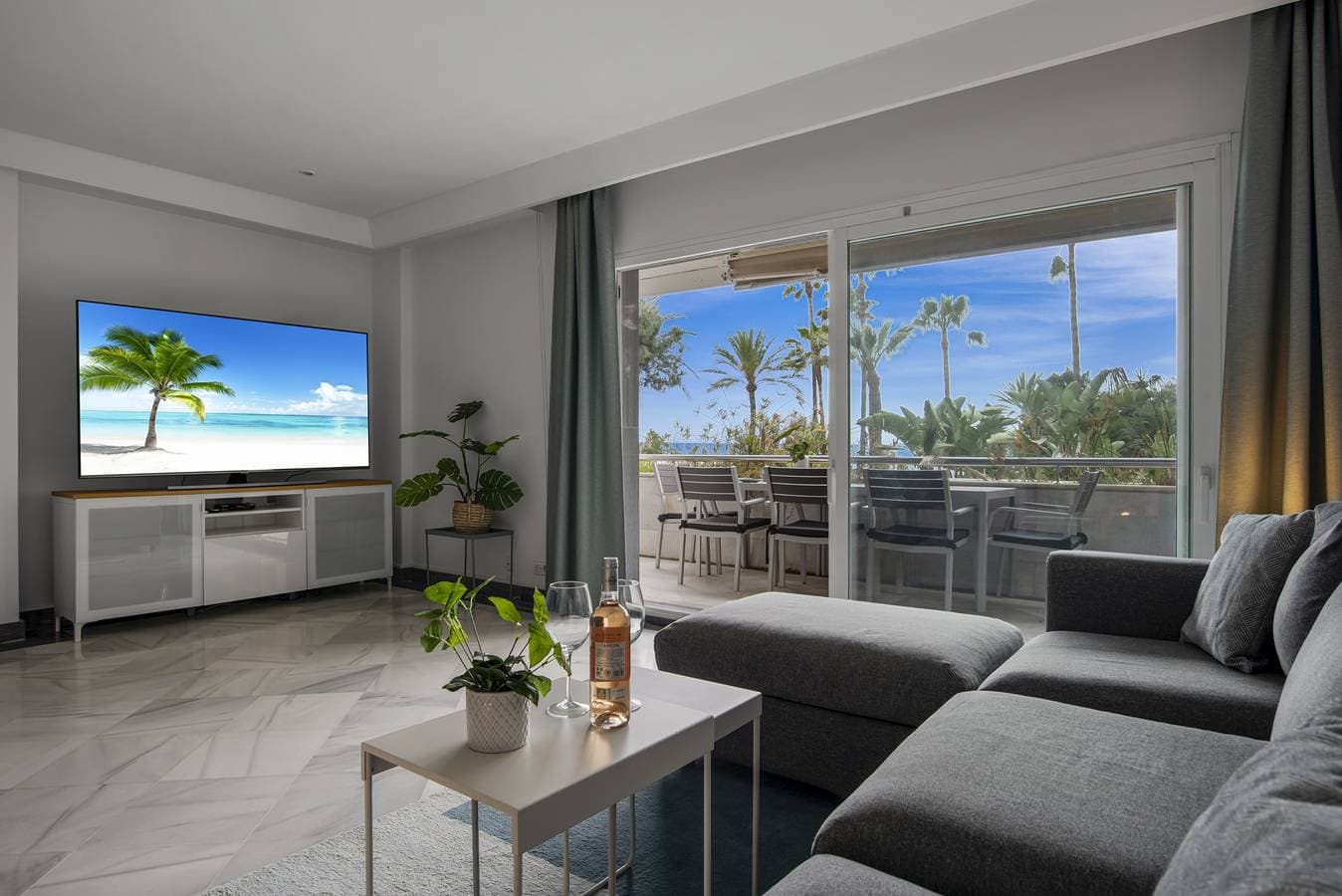 Foto 2 von 34: Gran Marbella Seafront