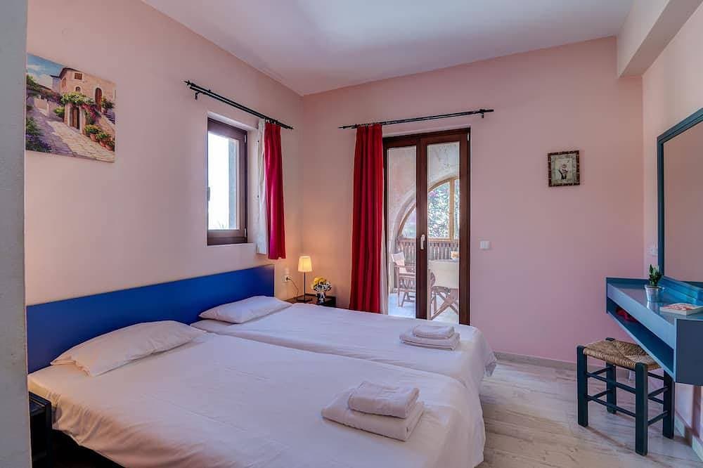 Foto 3 von 19: Makrigialos: Athena Villa mit 3 Schlafzimmern, private Pool, Meerblick, Wifi