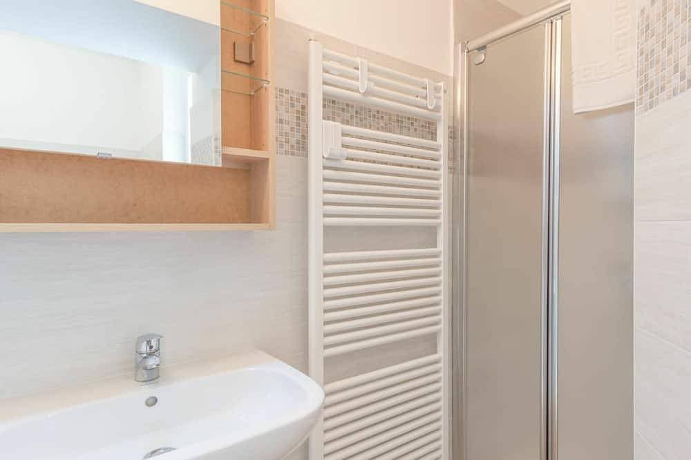 Foto 8 von 30: Angenehme Wohnung für 6 Leute mit Pool,  W-Lan, TV und Terrasse
