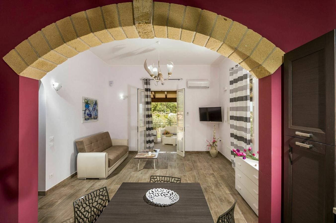 Foto 12 von 29: Villa für 8 Personen mit Pool