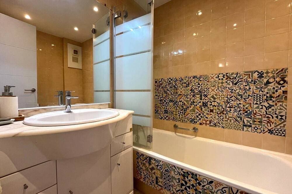 Foto 4 von 17: Sea View Apartment Between Forest and Beach – Cala Vinyes