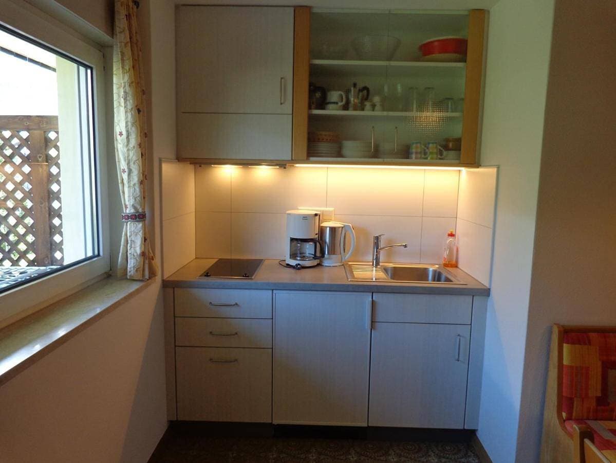 Foto 4 von 31: Two-Bedroom Apartment