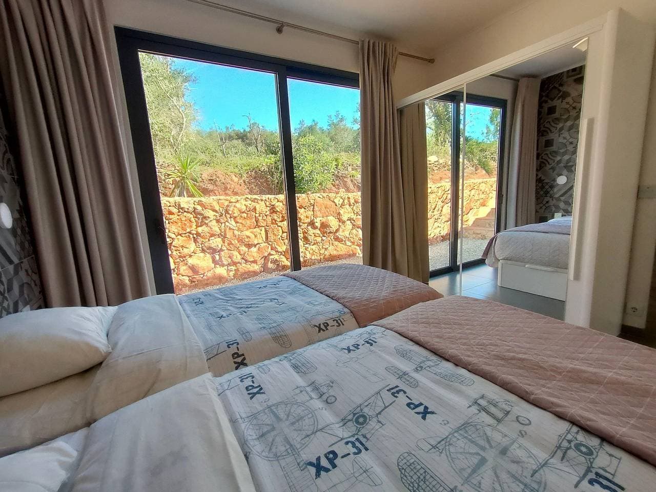 Foto 8 von 15: Casa Bananeira Villa 4P en baby with private pool in a natural setting.