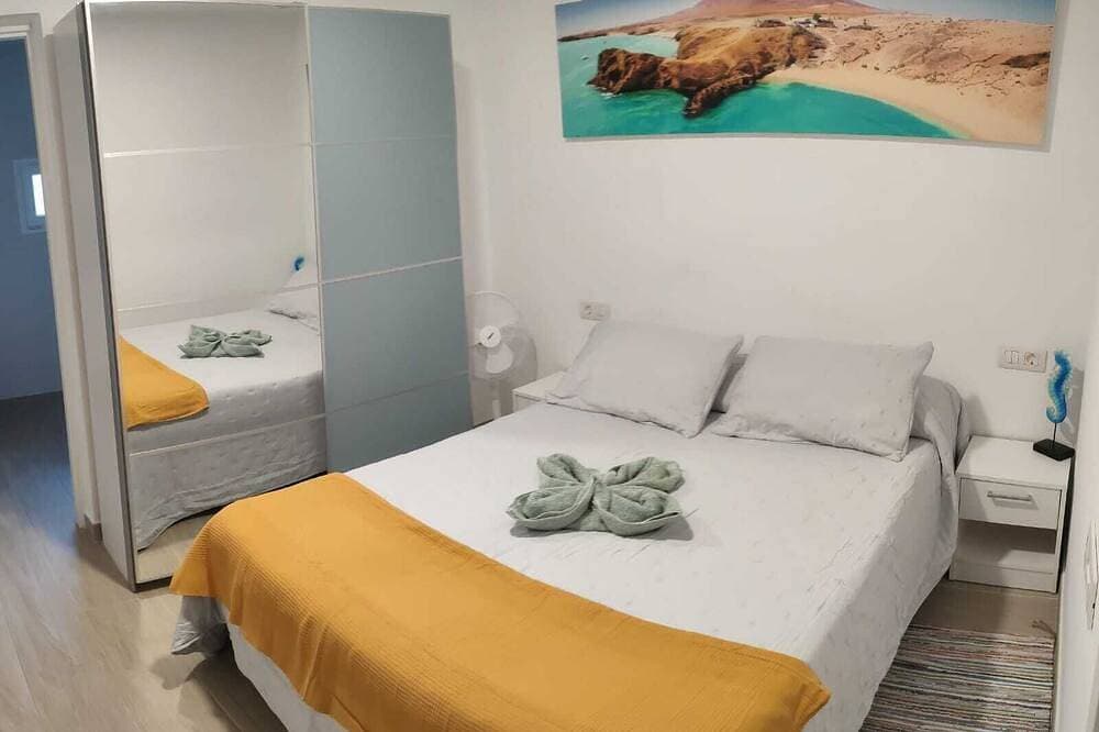 \"Casita de Arrieta\" Close to everything and steps from the sea! 1