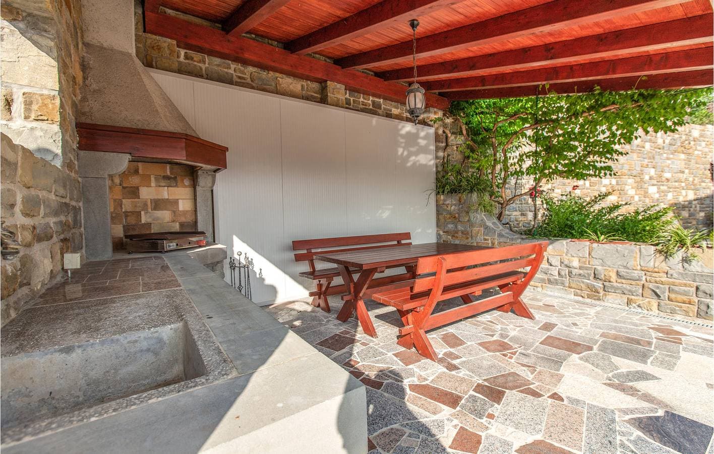 Foto 12 von 19: Ferienwohnung für 4 Personen mit Garten