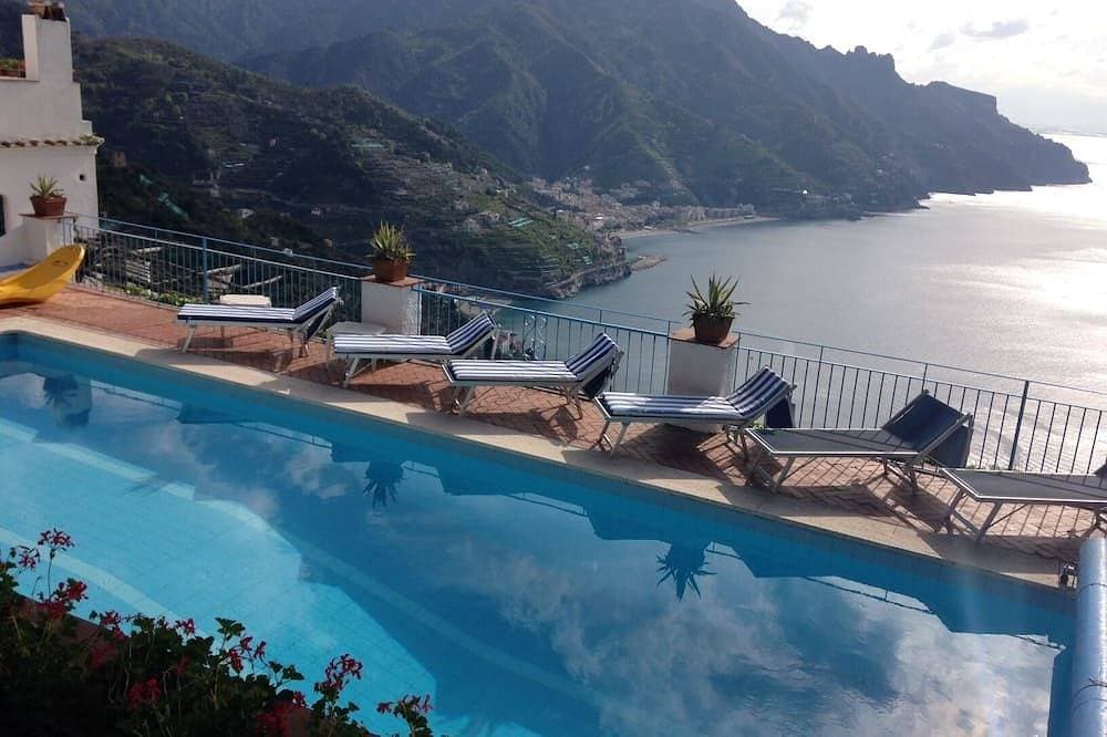 Villa Porta Donica Ravello tolle Aussicht, Pool, Garten und Garage 1